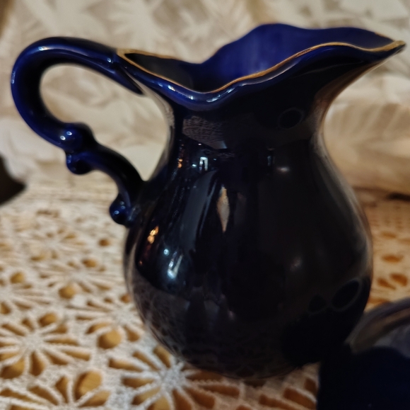 Vintage Porcelain Pitcher Bowl Set - Picture 4 of 6